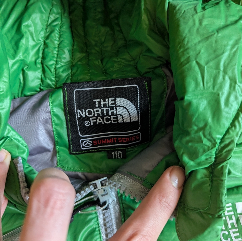 The North Face Summit Series Green Hooded Puffer Vest 110 (4-5 Approximately) - Picture 3 of 8